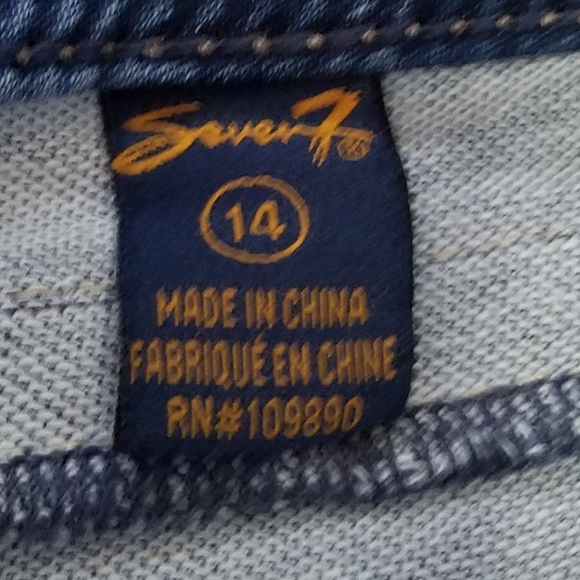 Seven7 Jean Shorts - Picture 2 of 4